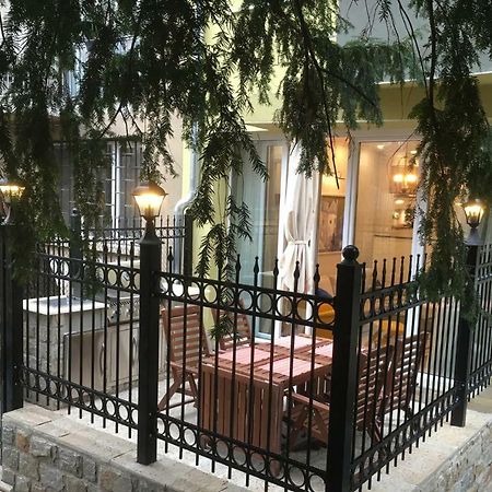 A Luxury Apartment With Patio And Bbq София Екстериор снимка