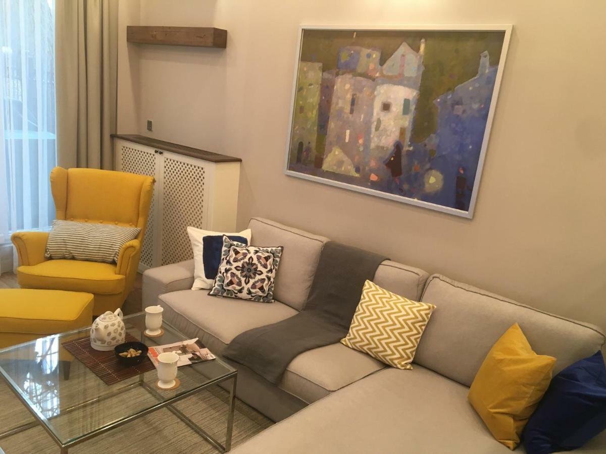 A Luxury Apartment With Patio And Bbq София Екстериор снимка